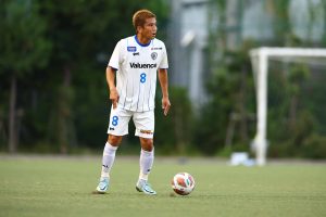 Junichi Inamoto, a World Cup hero and former Arsenal player, is currently aiming to break into the J.League at the club where Captain Tsubasa plays for